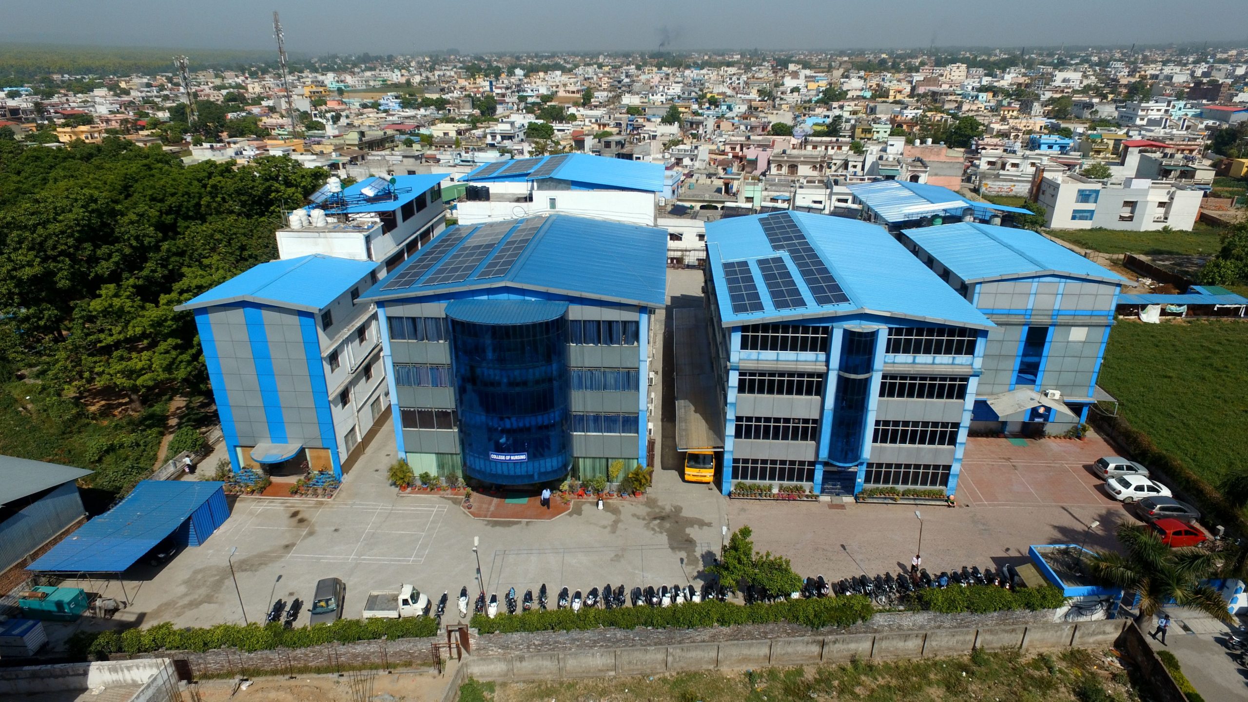 Uttaranchal PG College of Bio Medical Sciences Hospital Top